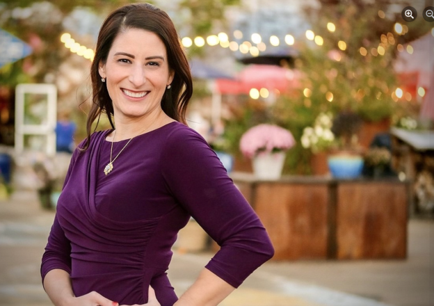 Customer Note to CMA’S Elizabeth Centofante!