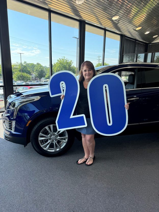 Happy 20-Year CMA Work Anniversary to Melanie Gibson!