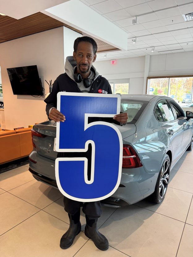 Happy 5-Year CMA Work Anniversary to Ralph Taylor!